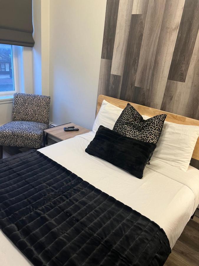 Commercial Hotel إيدمونتون المظهر الخارجي الصورة