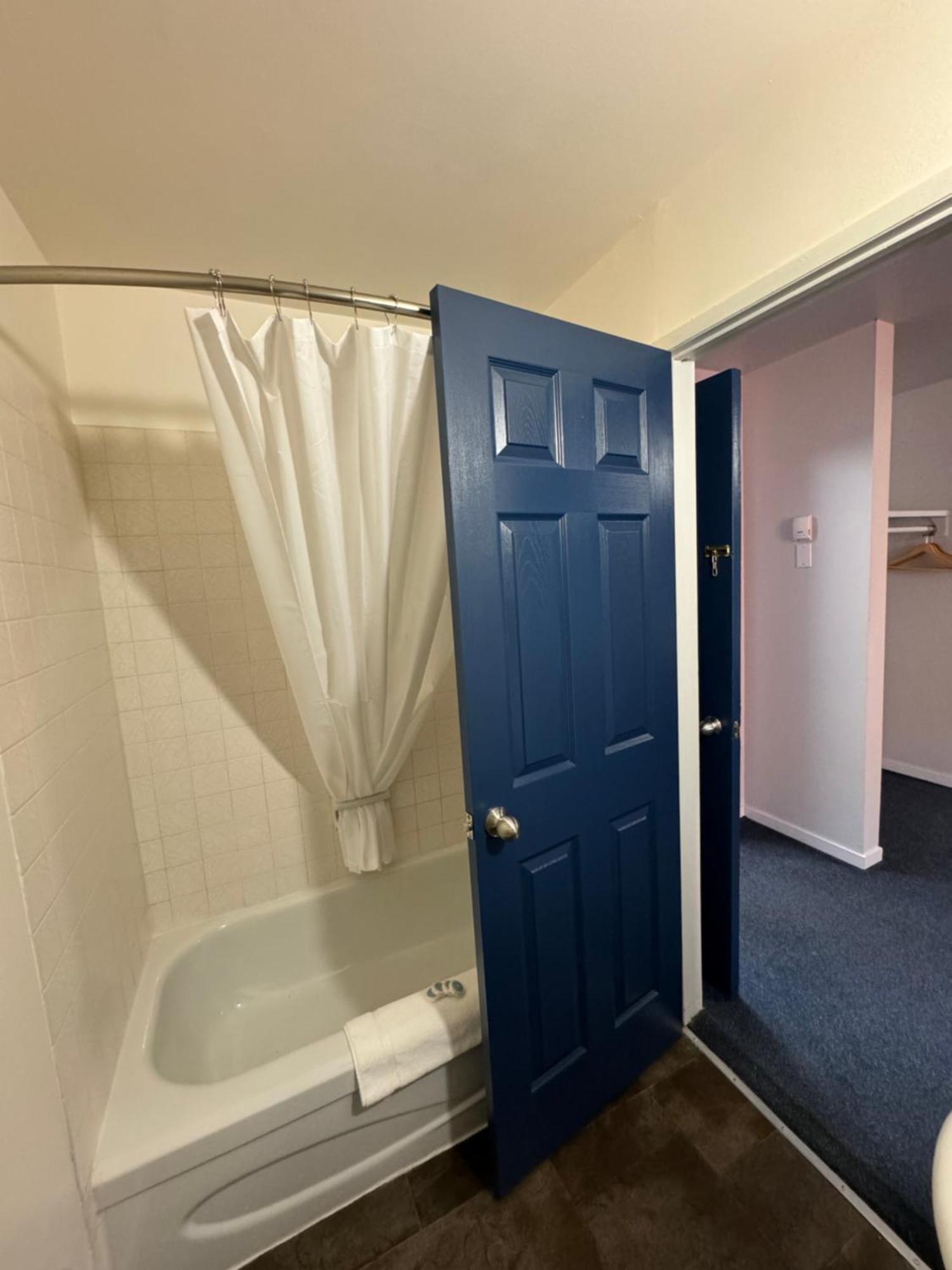 Commercial Hotel إيدمونتون المظهر الخارجي الصورة