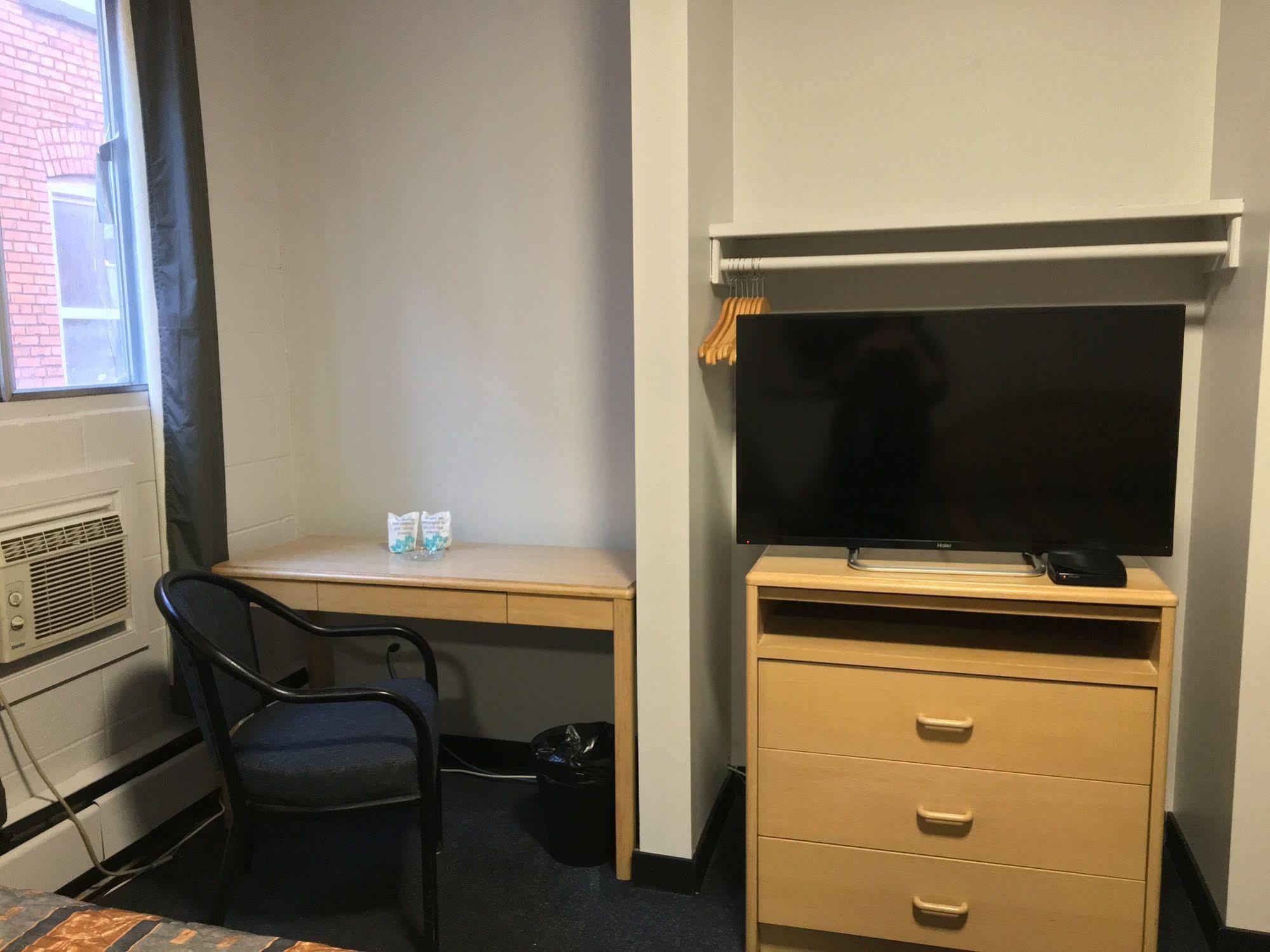 Commercial Hotel إيدمونتون المظهر الخارجي الصورة
